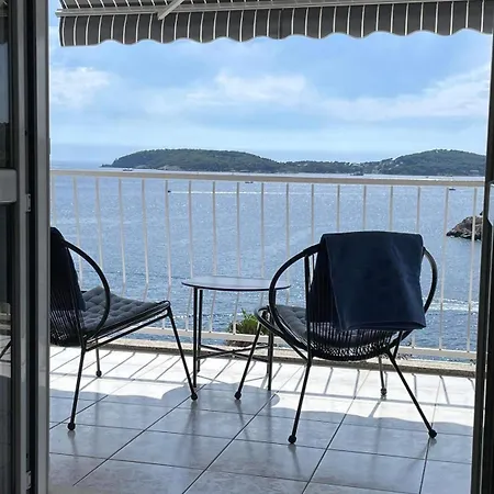 Nina & Paula - Paula * Štikovica