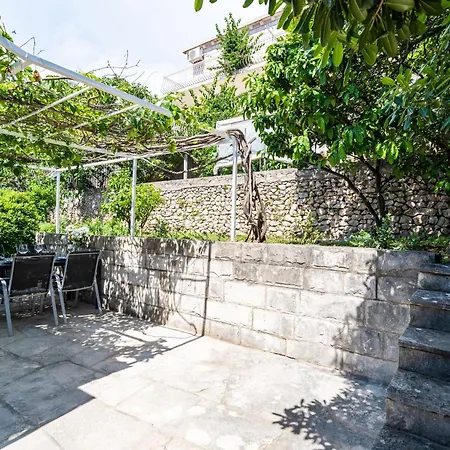 Nina & Paula - Paula Apartman